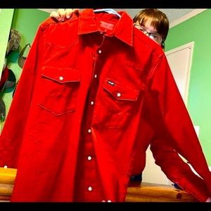 Wrangler Red shirt, new never worn without tags